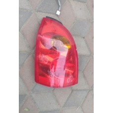 фонар задній 02 nissan p12 combi 26555AU400